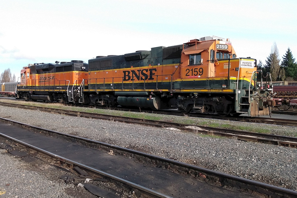 BNSF 2827